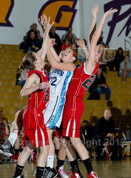 Thumbnail 3 in Fairview vs. Saugus photogallery.