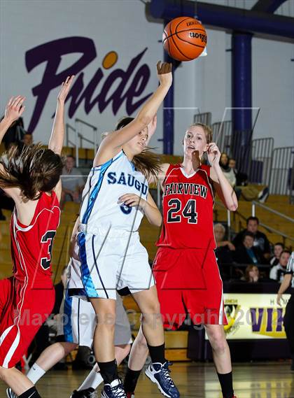 Thumbnail 2 in Fairview vs. Saugus photogallery.