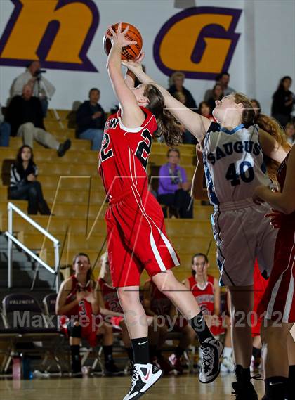 Thumbnail 2 in Fairview vs. Saugus photogallery.