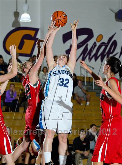 Thumbnail 2 in Fairview vs. Saugus photogallery.