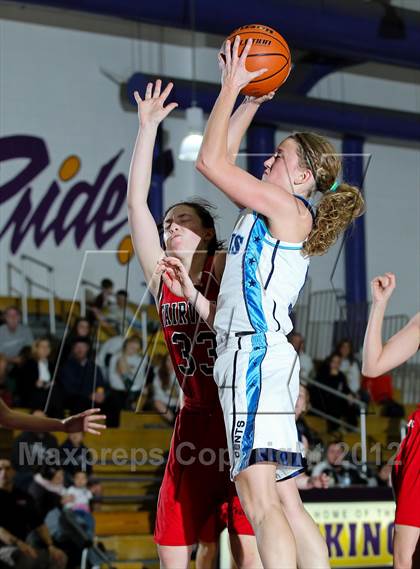 Thumbnail 2 in Fairview vs. Saugus photogallery.
