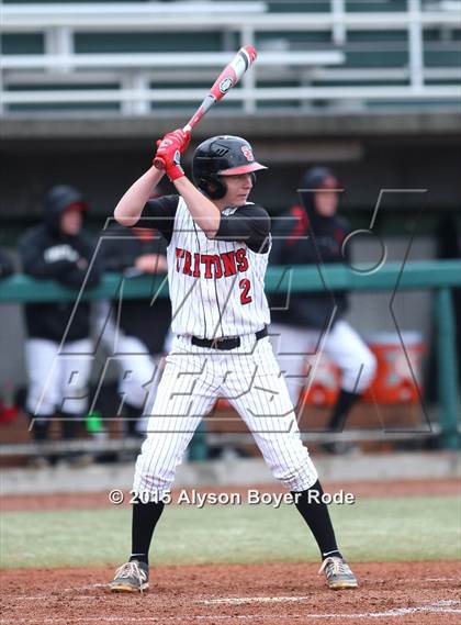 Thumbnail 2 in Huntington Beach vs. San Clemente (National High School Invitational) photogallery.
