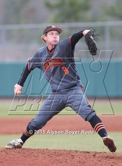 Thumbnail 1 in Huntington Beach vs. San Clemente (National High School Invitational) photogallery.
