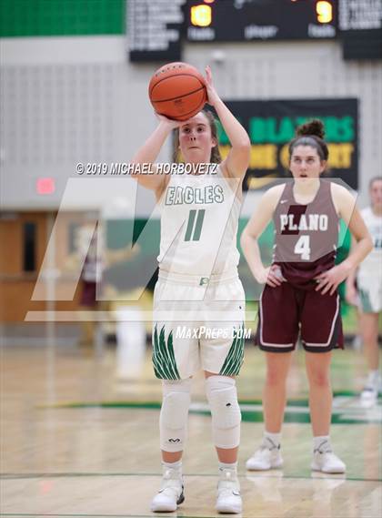 Thumbnail 1 in Plano vs. Prosper (UIL 6A Regional Quarterfinal) photogallery.