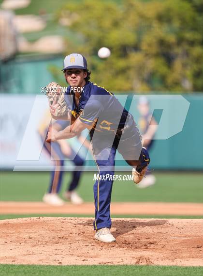 Thumbnail 2 in Marina vs. Fountain Valley photogallery.