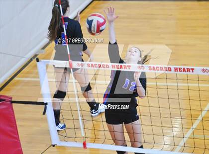 Thumbnail 3 in Ursuline Academy vs Metairie Park Country Day (Sacred Heart Jamboree) photogallery.