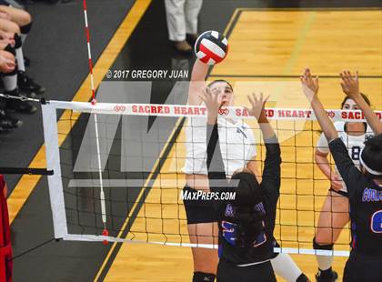 Thumbnail 2 in Ursuline Academy vs Metairie Park Country Day (Sacred Heart Jamboree) photogallery.