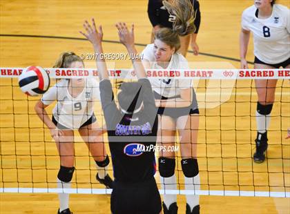 Thumbnail 1 in Ursuline Academy vs Metairie Park Country Day (Sacred Heart Jamboree) photogallery.