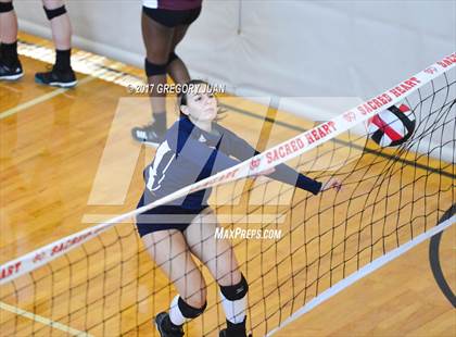 Thumbnail 2 in Ursuline Academy vs Metairie Park Country Day (Sacred Heart Jamboree) photogallery.