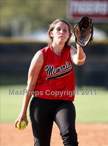 Thumbnail 3 in Katy vs Memorial (Katy ISD JV Tournament) photogallery.