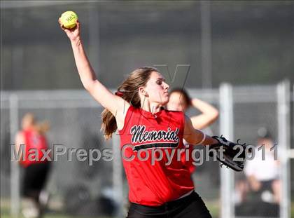 Thumbnail 3 in Katy vs Memorial (Katy ISD JV Tournament) photogallery.