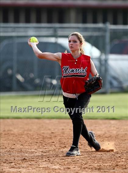 Thumbnail 1 in Katy vs Memorial (Katy ISD JV Tournament) photogallery.
