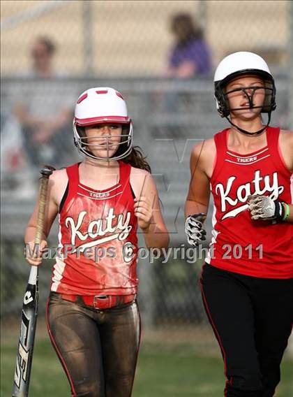 Thumbnail 2 in Katy vs Memorial (Katy ISD JV Tournament) photogallery.