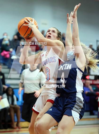 Thumbnail 2 in Charlotte Latin @ Charlotte Catholic photogallery.