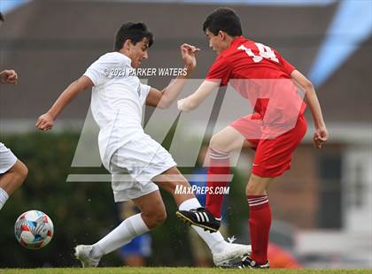 Thumbnail 3 in St. Charles Catholic @ Archbishop Rummel photogallery.