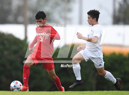 Thumbnail 3 in St. Charles Catholic @ Archbishop Rummel photogallery.