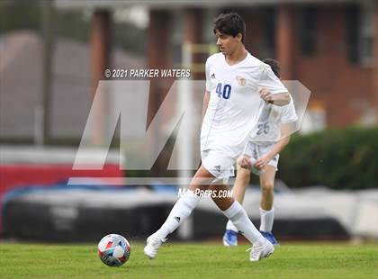 Thumbnail 3 in St. Charles Catholic @ Archbishop Rummel photogallery.