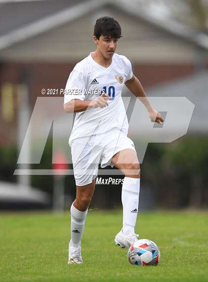 Thumbnail 1 in St. Charles Catholic @ Archbishop Rummel photogallery.