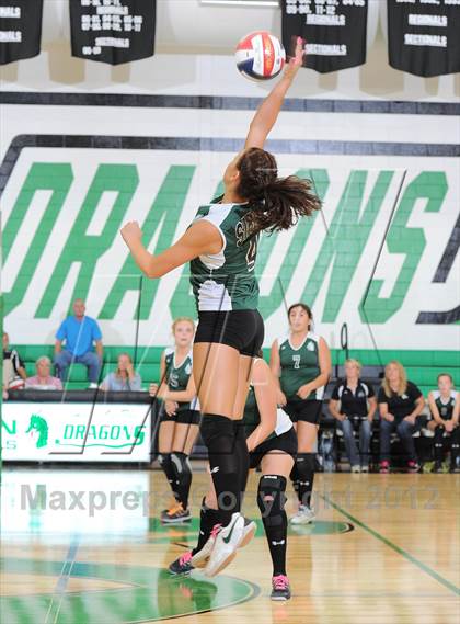 Thumbnail 3 in Webster @ Siren photogallery.