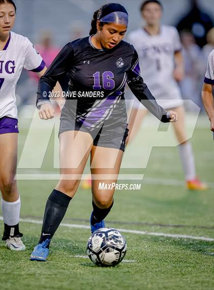 Thumbnail 2 in Port Neches-Groves vs Fulshear 5A Playoff Second Round photogallery.