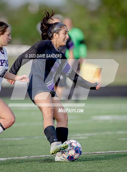 Thumbnail 2 in Port Neches-Groves vs Fulshear 5A Playoff Second Round photogallery.