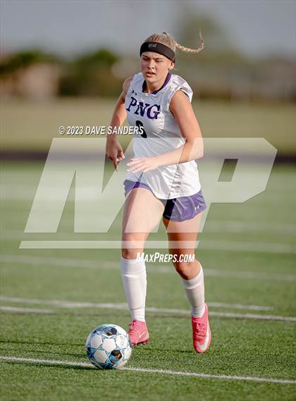 Thumbnail 3 in Port Neches-Groves vs Fulshear 5A Playoff Second Round photogallery.