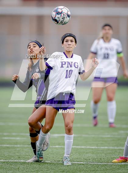 Thumbnail 2 in Port Neches-Groves vs Fulshear 5A Playoff Second Round photogallery.