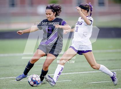 Thumbnail 1 in Port Neches-Groves vs Fulshear 5A Playoff Second Round photogallery.