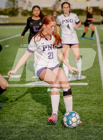 Thumbnail 2 in Port Neches-Groves vs Fulshear 5A Playoff Second Round photogallery.