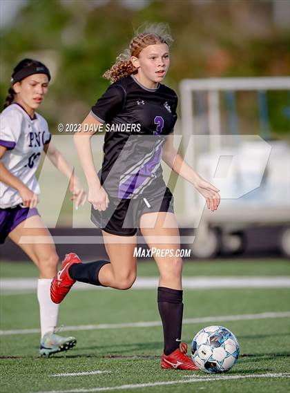 Thumbnail 3 in Port Neches-Groves vs Fulshear 5A Playoff Second Round photogallery.