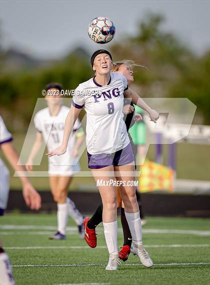 Thumbnail 3 in Port Neches-Groves vs Fulshear 5A Playoff Second Round photogallery.