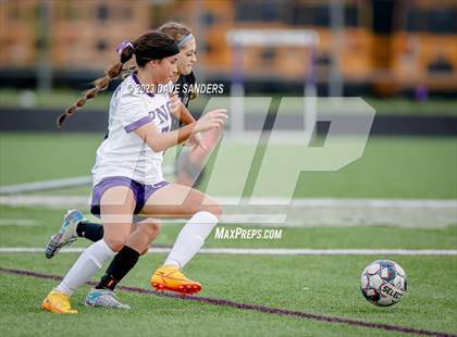 Thumbnail 2 in Port Neches-Groves vs Fulshear 5A Playoff Second Round photogallery.