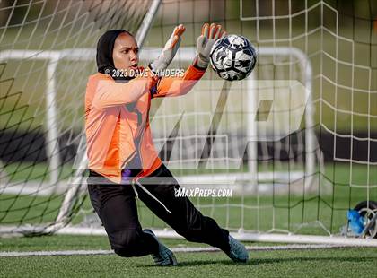 Thumbnail 1 in Port Neches-Groves vs Fulshear 5A Playoff Second Round photogallery.