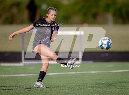 Thumbnail 1 in Port Neches-Groves vs Fulshear 5A Playoff Second Round photogallery.