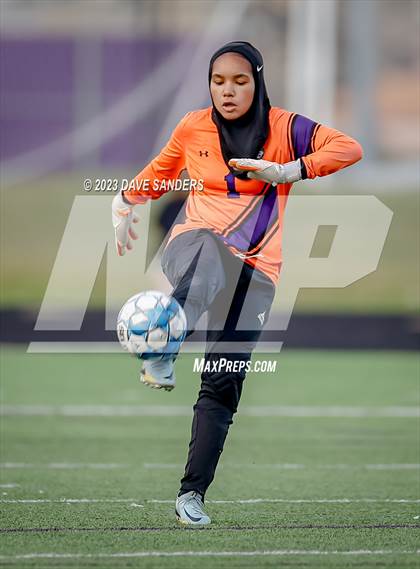 Thumbnail 1 in Port Neches-Groves vs Fulshear 5A Playoff Second Round photogallery.