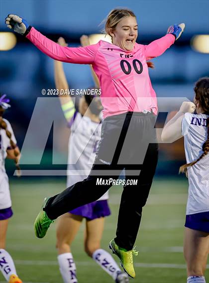 Thumbnail 3 in Port Neches-Groves vs Fulshear 5A Playoff Second Round photogallery.