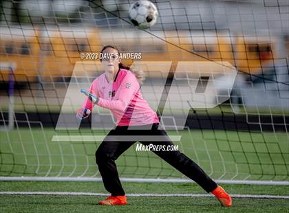 Thumbnail 2 in Port Neches-Groves vs Fulshear 5A Playoff Second Round photogallery.