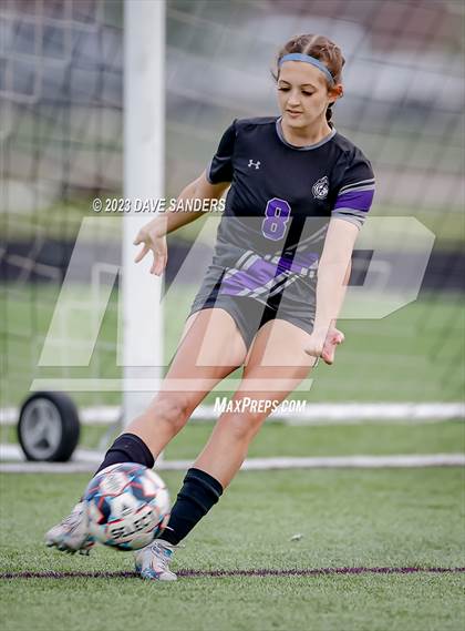 Thumbnail 1 in Port Neches-Groves vs Fulshear 5A Playoff Second Round photogallery.