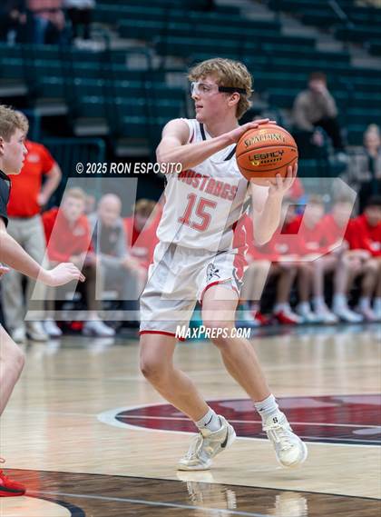 Thumbnail 1 in Mt. Sinai vs Floral Park (NYSPHSAA Class A Championship) photogallery.