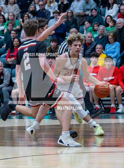 Thumbnail 1 in Mt. Sinai vs Floral Park (NYSPHSAA Class A Championship) photogallery.