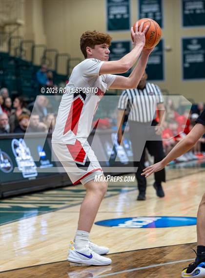 Thumbnail 1 in Mt. Sinai vs Floral Park (NYSPHSAA Class A Championship) photogallery.