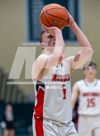 Thumbnail 3 in Mt. Sinai vs Floral Park (NYSPHSAA Class A Championship) photogallery.