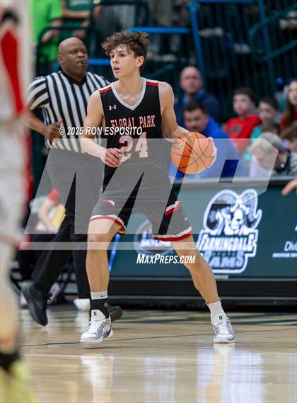 Thumbnail 3 in Mt. Sinai vs Floral Park (NYSPHSAA Class A Championship) photogallery.