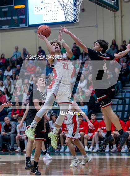 Thumbnail 3 in Mt. Sinai vs Floral Park (NYSPHSAA Class A Championship) photogallery.
