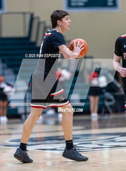 Thumbnail 3 in Mt. Sinai vs Floral Park (NYSPHSAA Class A Championship) photogallery.