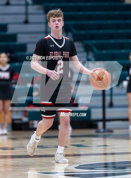 Thumbnail 2 in Mt. Sinai vs Floral Park (NYSPHSAA Class A Championship) photogallery.