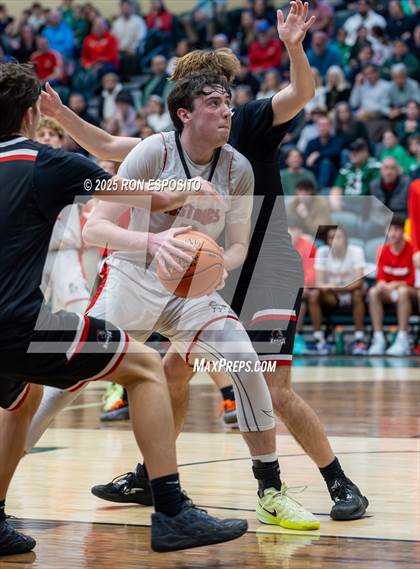 Thumbnail 2 in Mt. Sinai vs Floral Park (NYSPHSAA Class A Championship) photogallery.