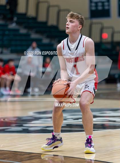 Thumbnail 2 in Mt. Sinai vs Floral Park (NYSPHSAA Class A Championship) photogallery.