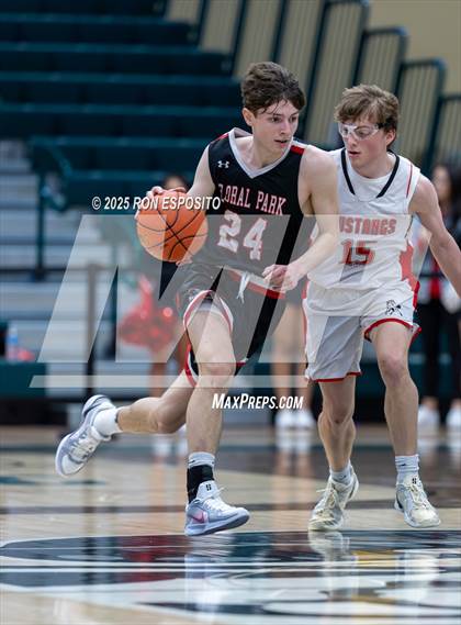 Thumbnail 2 in Mt. Sinai vs Floral Park (NYSPHSAA Class A Championship) photogallery.