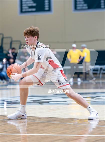 Thumbnail 3 in Mt. Sinai vs Floral Park (NYSPHSAA Class A Championship) photogallery.